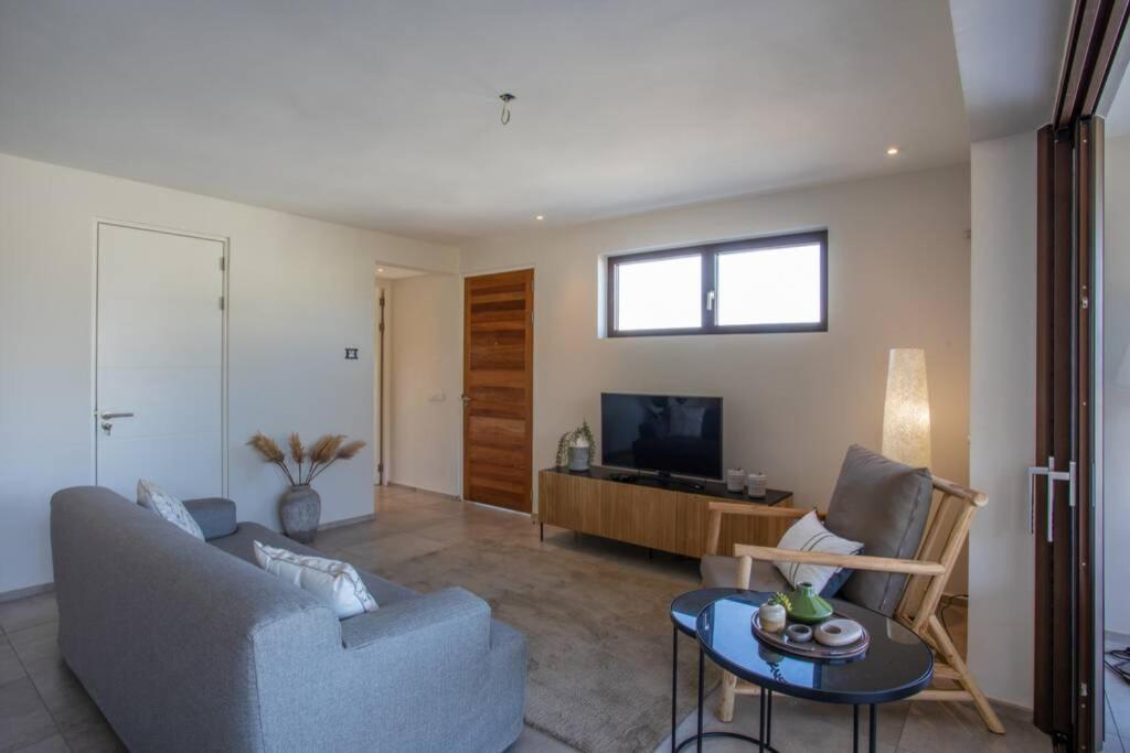 Jan Sofat Lux A24 Apartment Willemstad Ngoại thất bức ảnh